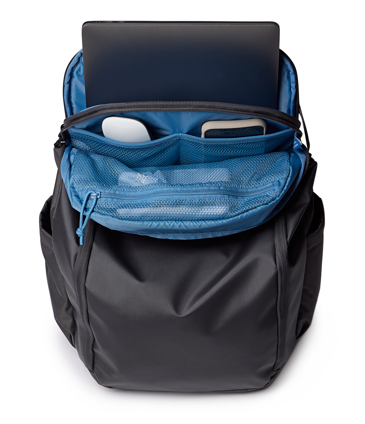 22-carry-on-luggage-travel-pack-30l-smokey-grit-set-r3 JS0A86ETDMX-DET2.png