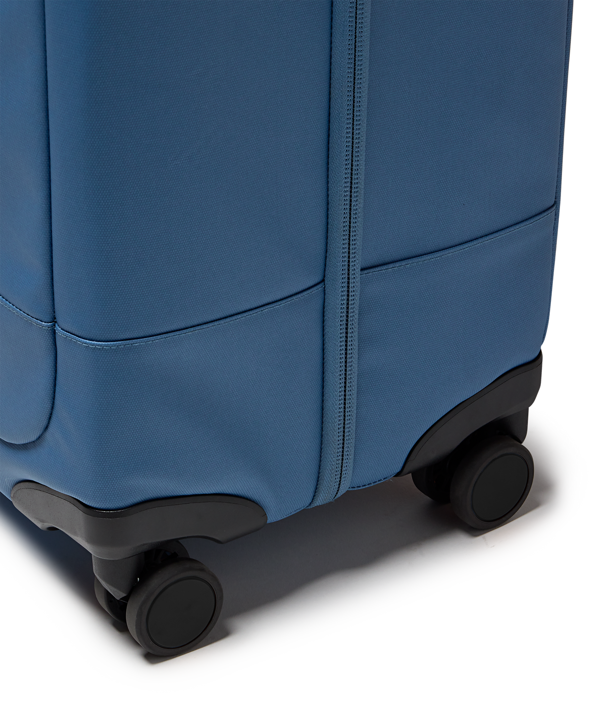 good-latitude-26-checked-k1 JS0A8E8CEW5-DET4.png